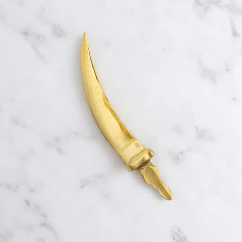 ⚔️ Golden Talwar Showpiece – Symbol of Strength, Protection & Victory (8.6 cm)