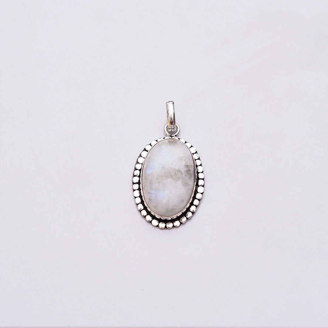 Moonstone Pendant | चंद्रमणि पेंडेंट