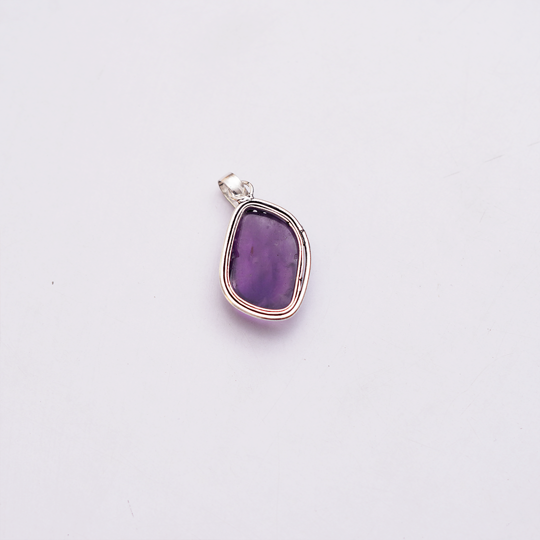 Natural Amethyst Pendant | प्राकृतिक जामुनिया