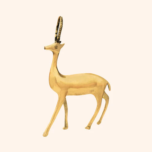 🦌 Golden Big Deer Showpiece – Symbol of Peace, Longevity & Prosperity (22.8 × 12.7 cm)