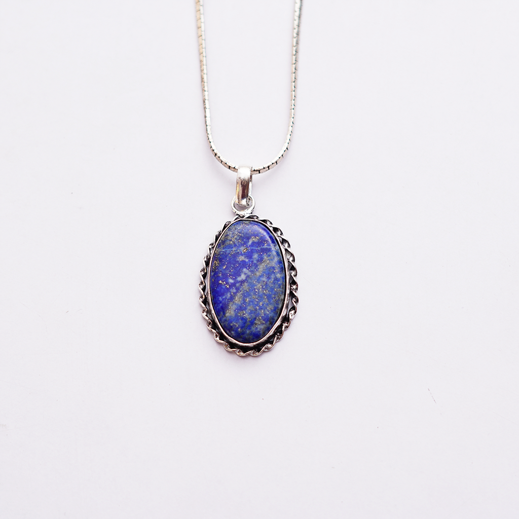 Natural Lapis Lazuli Pendant — प्राकृतिक लैपिस लाजुली पेंडेंट